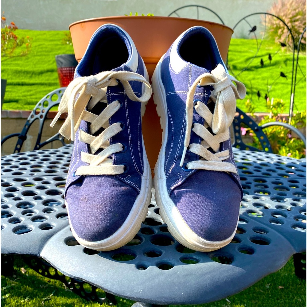 Skechers memory foam sneaker